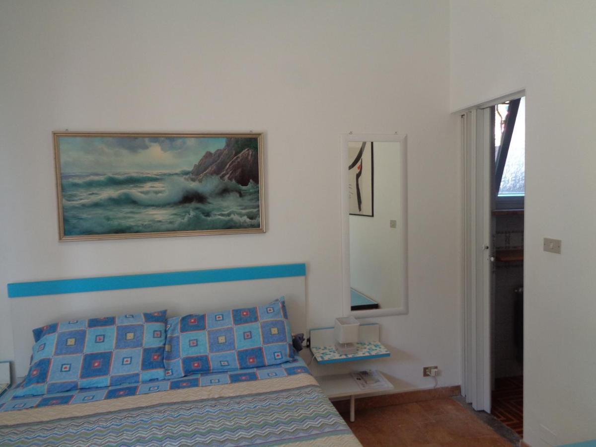 Bed and Breakfast Le Gardenie Da Fil Бордигера Экстерьер фото