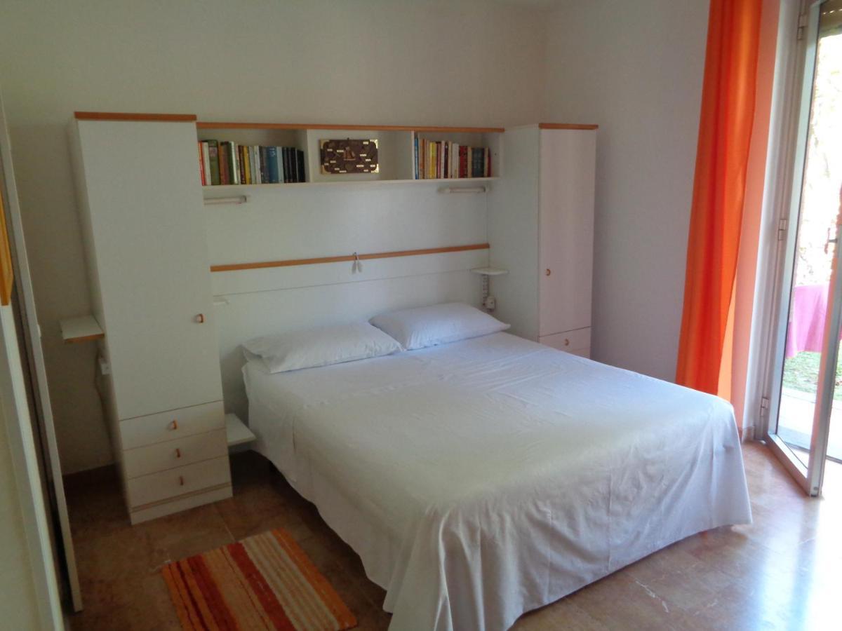 Bed and Breakfast Le Gardenie Da Fil Бордигера Экстерьер фото